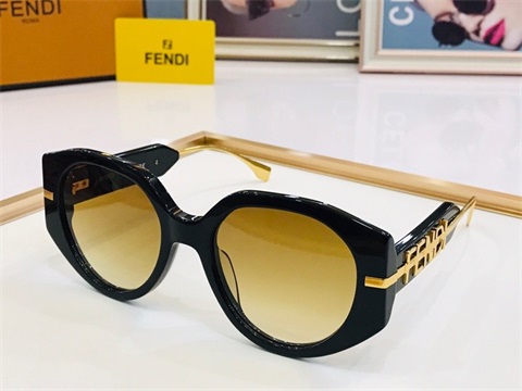 Fendi sunglass-557